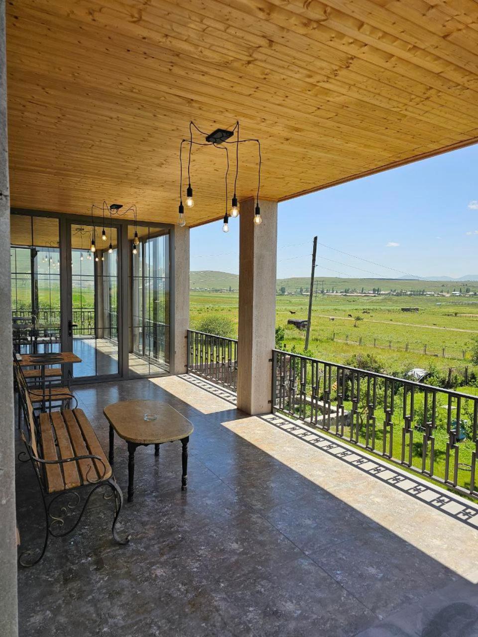 Aparthotel Sargsyan Eco House Sevan Exteriér fotografie